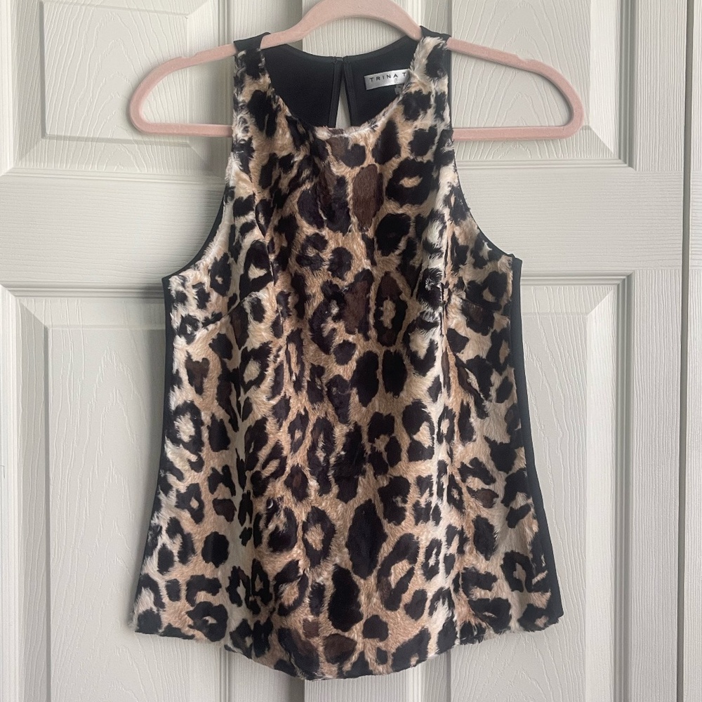 Trina Turk women's Leopard Faux Fur Animal Print Sleeveless Top.  CON K